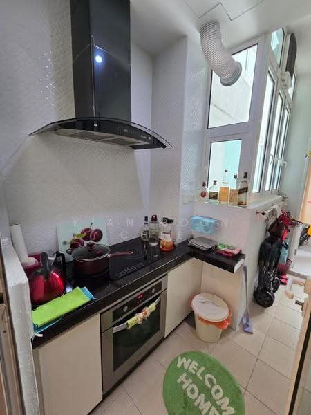 Condominium for Sale at Scenaria @ North Kiara Hills - Kian Boon Chee - Kitchen - PropertyGuru.com.my