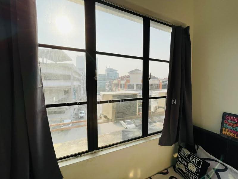 3-storey Terraced House for Rent in Puchong (Selangor) - Mak Hon Yean - View - PropertyGuru.com.my