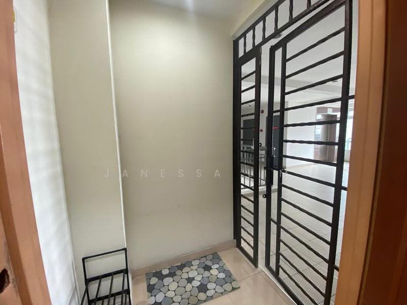 Pangsapuri untuk Disewa di Sri Samudera Apartment (Seaview Residence Suites) - Janessa Lim - Entrance - PropertyGuru.com.my