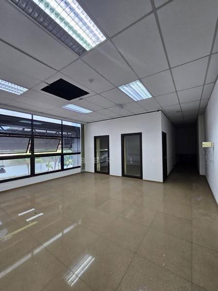 Kilang untuk Disewa di Taman Desa Cemerlang (Ulu Tiram) - Ember Lim - Interior - PropertyGuru.com.my