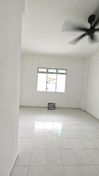 Pangsapuri untuk Dijual di Sri Awana Townhouse - Yvonne Lim - Living Room - PropertyGuru.com.my