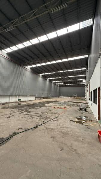 Detached Factory for Rent in Taman Tan Sri Yaacob (Johor Bahru) - Ember Lim - Interior - PropertyGuru.com.my