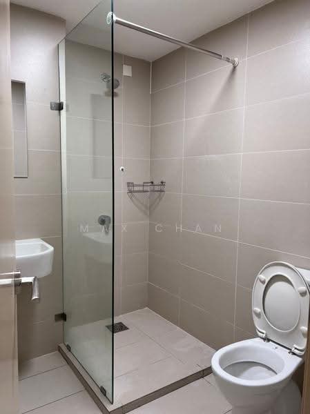 Kediaman Servis untuk Dijual di Maisson - Max Chan - Bathroom - PropertyGuru.com.my
