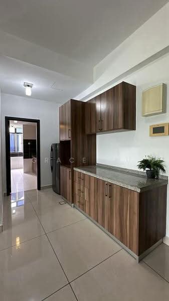 Service Residence for Sale at D'Inspire Residence (Inspira Bestari) - Grace Lau - Kitchen - PropertyGuru.com.my
