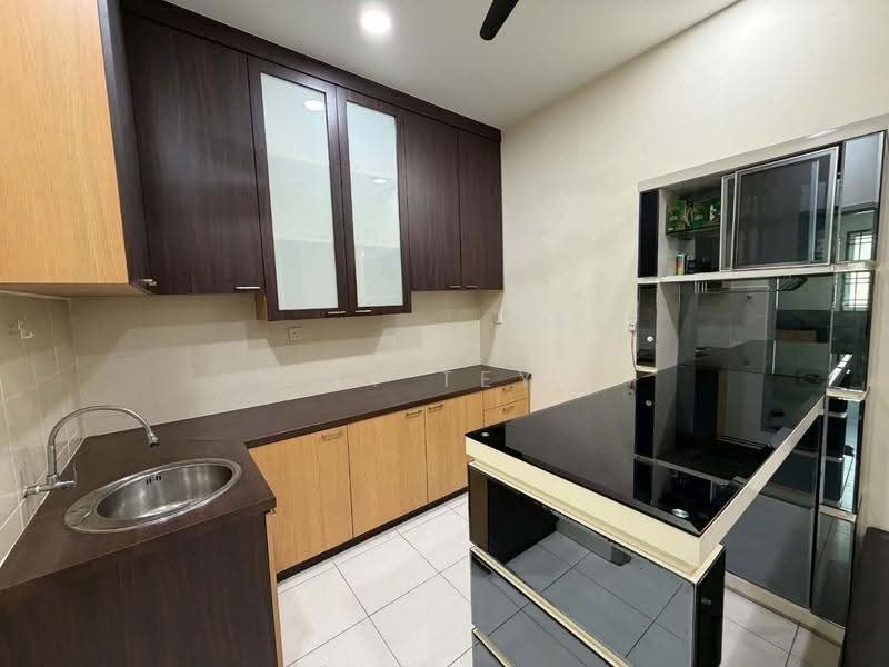 2-storey Terraced House for Rent in Taman Desa Tebrau (Tebrau) - YY Tey - Kitchen - PropertyGuru.com.my