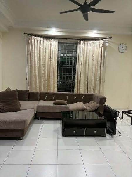 2-storey Terraced House for Rent in Taman Desa Tebrau (Tebrau) - YY Tey - Living Room - PropertyGuru.com.my