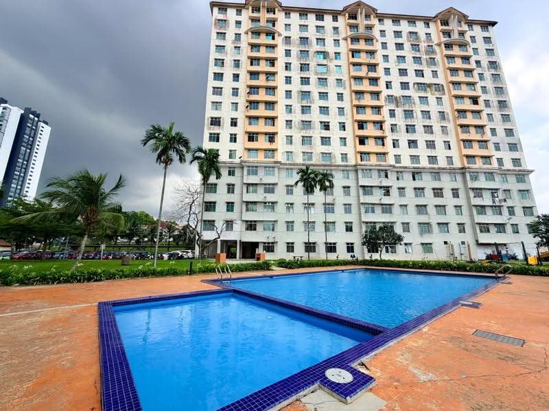 Pangsapuri untuk Dijual di Indah Court Apartment - Smith Goh - Exterior - PropertyGuru.com.my