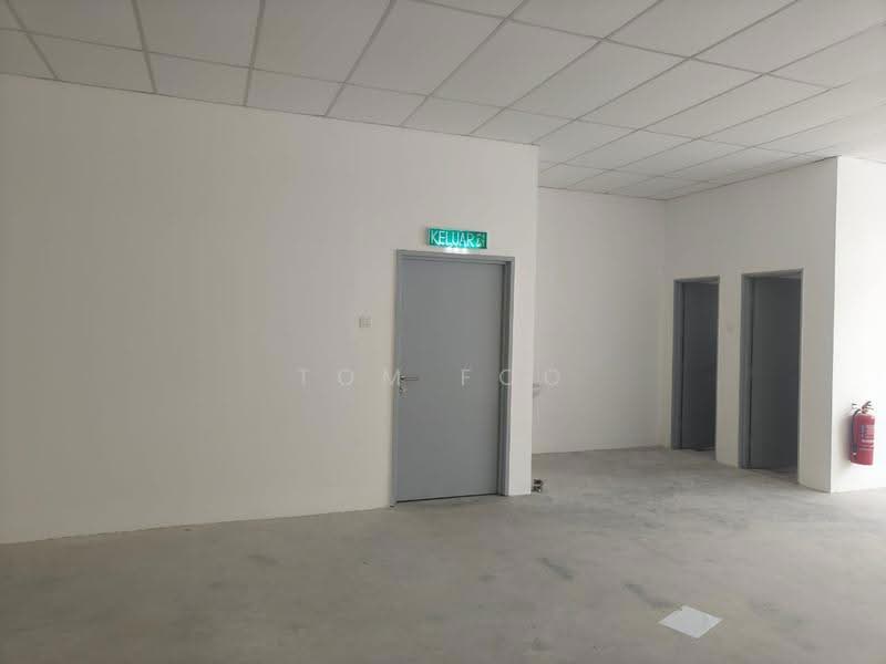 Kedai / Pejabat untuk Disewa di (Bukit Sentosa 2) Seksyen Bs2 (Serendah) - Tom Foo - Interior - PropertyGuru.com.my