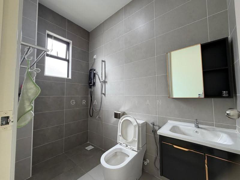 2-storey Terraced House for Sale in Taman Tasik Indah (Kluang) - Grace Fan - PropertyGuru.com.my
