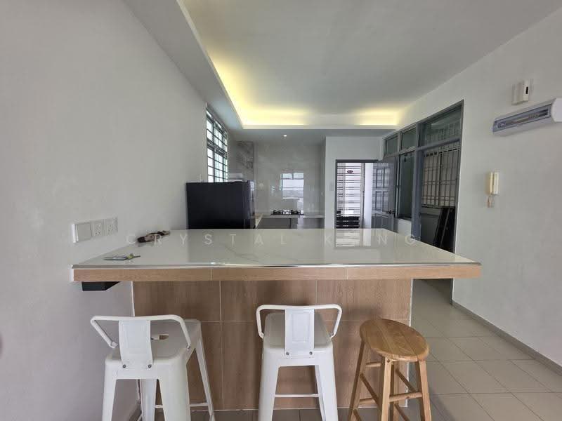 Apartment for Sale at Lake View Suites - Crystal Kong - Kitchen - PropertyGuru.com.my