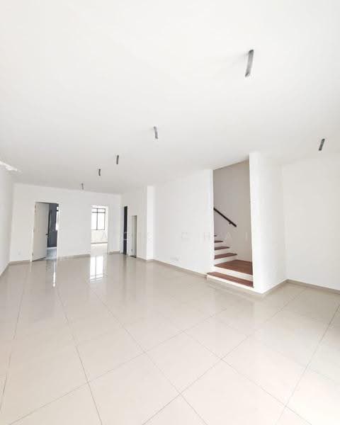 2-storey Terraced House for Sale in Bandar Seri Alam (Masai) - Jack Chai - Living Room - PropertyGuru.com.my
