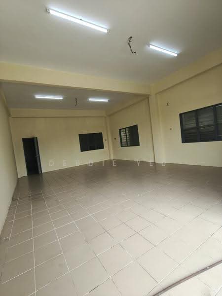 Shop for Rent in Batu 9 (Cheras) - Debbie Yee - Interior - PropertyGuru.com.my
