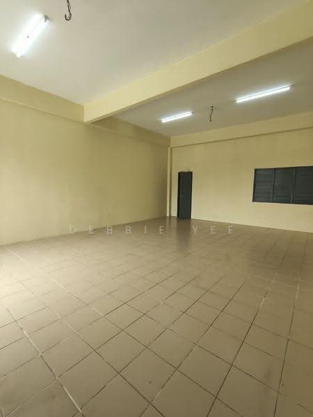 Shop for Rent in Batu 9 (Cheras) - Debbie Yee - Interior - PropertyGuru.com.my