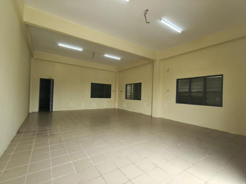 Shop for Rent in Batu 9 (Cheras) - Debbie Yee - Interior - PropertyGuru.com.my