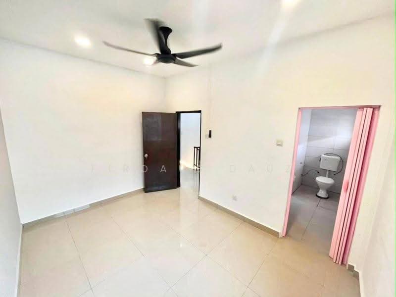 Rumah Teres 2-Tingkat untuk Dijual di Pasir Gudang (Johor) - Firdaus Dauz - Interior - PropertyGuru.com.my
