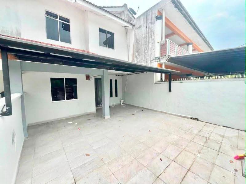Rumah Teres 2-Tingkat untuk Dijual di Pasir Gudang (Johor) - Firdaus Dauz - Exterior - PropertyGuru.com.my