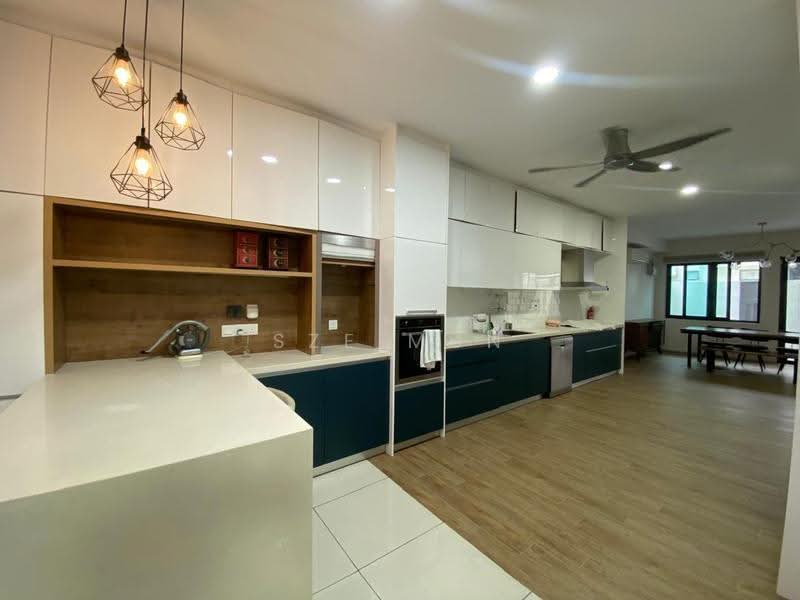 2-storey Terraced House for Sale in Laman Glenmarie (Shah Alam) - Sze Mun - Kitchen - PropertyGuru.com.my