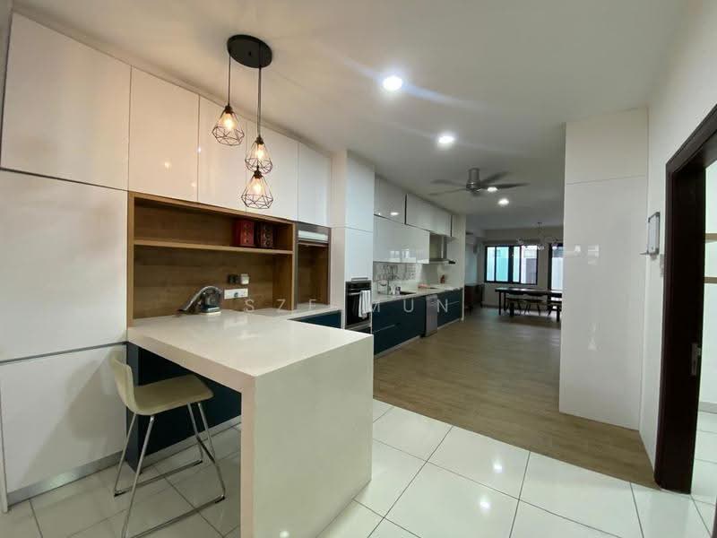 2-storey Terraced House for Sale in Laman Glenmarie (Shah Alam) - Sze Mun - Kitchen - PropertyGuru.com.my