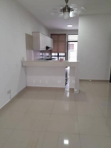2-storey Terraced House for Sale in Laman Glenmarie (Shah Alam) - Sze Mun - Kitchen - PropertyGuru.com.my