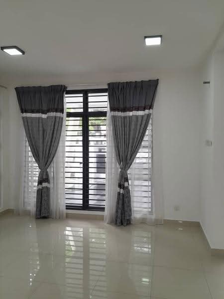 2-storey Terraced House for Sale in Laman Glenmarie (Shah Alam) - Sze Mun - PropertyGuru.com.my