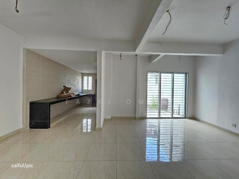 Rumah Teres 2-Tingkat untuk Dijual di Bukit Jelutong (Shah Alam) - Fazri Omar - PropertyGuru.com.my