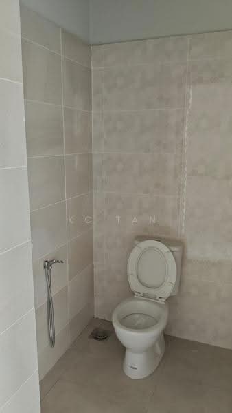 Shop / Office for Sale in Usj 10 (Subang Jaya) - KC Tan - Bathroom - PropertyGuru.com.my