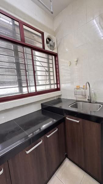 Condominium for Rent at Savanna Condominium - Yen Lim - Kitchen - PropertyGuru.com.my