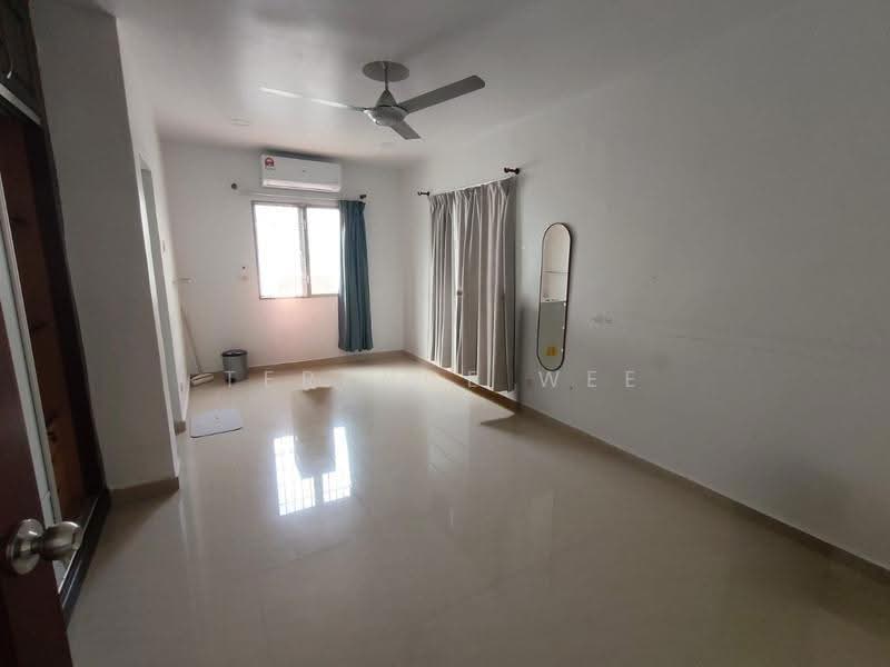 2-storey Terraced House for Rent in Bandar Putra Permai (Seri Kembangan) - Terence Wee - Interior - PropertyGuru.com.my