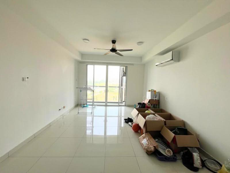 Kediaman Servis untuk Dijual di Temasya 8 - Josephine Chou - Living Room - PropertyGuru.com.my