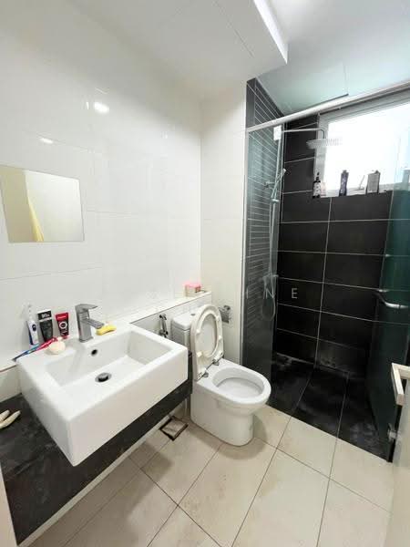 Kediaman Servis untuk Dijual di Temasya 8 - Josephine Chou - Bathroom - PropertyGuru.com.my