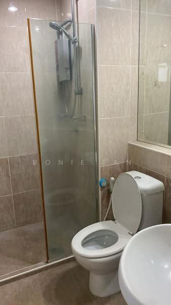 Kondominium untuk Dijual di Menara Menjalara - Bonie Tan - Bathroom - PropertyGuru.com.my