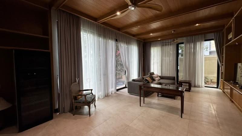 Bungalow House for Sale in Damansara Heights (Kuala Lumpur) - Yoong CF - Living Room - PropertyGuru.com.my