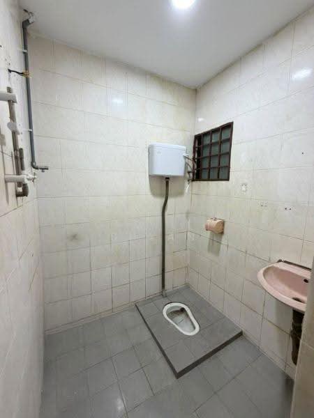 1-storey Terraced House for Sale in Taman Universiti (Skudai) - Ong Lih Shyan - Bathroom - PropertyGuru.com.my