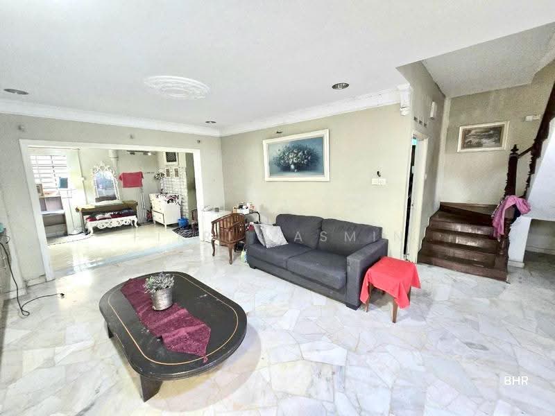 Bungalow House for Sale in Seksyen 3 (Bangi) - Fikri Yasmin - Living Room - PropertyGuru.com.my