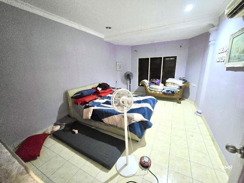 Bungalow House for Sale in Seksyen 3 (Bangi) - Fikri Yasmin - Bedroom - PropertyGuru.com.my