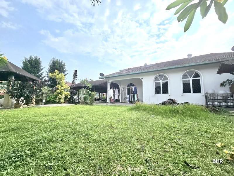 Bungalow House for Sale in Seksyen 3 (Bangi) - Fikri Yasmin - Exterior - PropertyGuru.com.my