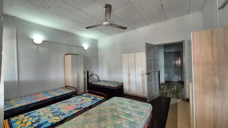 2-storey Terraced House for Sale in Seksyen 4 (Shah Alam) - Irwan Yusoff - PropertyGuru.com.my