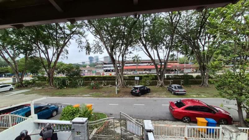 2-storey Terraced House for Sale in Seksyen 4 (Shah Alam) - Irwan Yusoff - Exterior - PropertyGuru.com.my