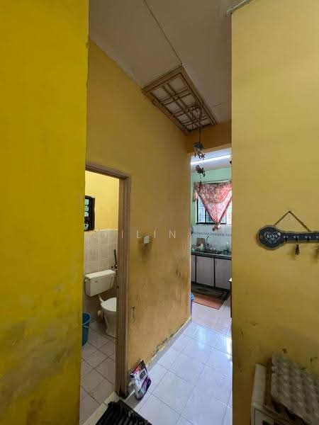 1-storey Terraced House for Sale in Bandar Tasek Mutiara (Simpang Ampat) - Yilin . - Bathroom - PropertyGuru.com.my