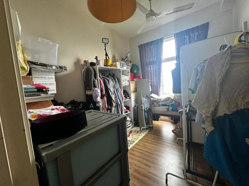 Condominium for Sale at Damansara Foresta - Jay Yong - Bedroom - PropertyGuru.com.my