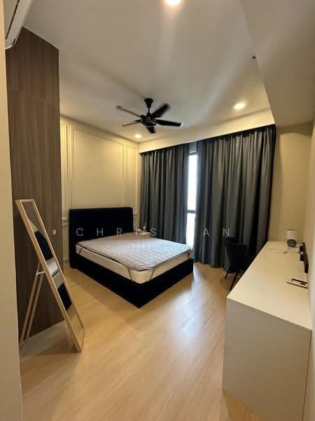 Service Residence for Sale at Bloomsvale Menara Vista Petaling - Chris Tan - Bedroom - PropertyGuru.com.my