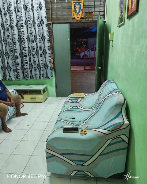 1-storey Terraced House for Sale in Taman Belibis (Simpang Ampat) - Yilin . - Living Room - PropertyGuru.com.my