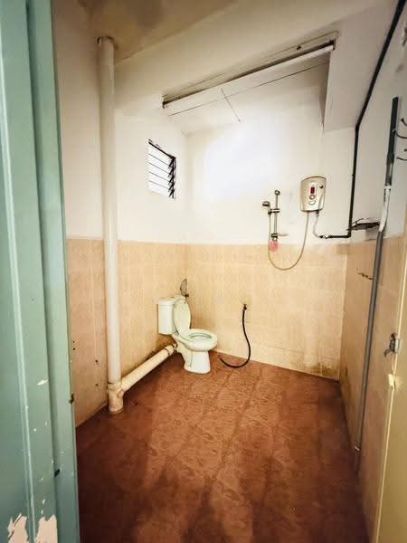 1-storey Terraced House for Sale in Bandar Tasek Mutiara (Simpang Ampat) - Yilin . - Bathroom - PropertyGuru.com.my