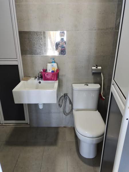 Service Residence for Rent at Kenwingston Square Garden - Brian Tan - Bathroom - PropertyGuru.com.my