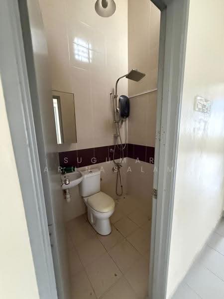 Terraced House for Sale in Shah Alam (Selangor) - Sugumar Arunasalam - Bathroom - PropertyGuru.com.my
