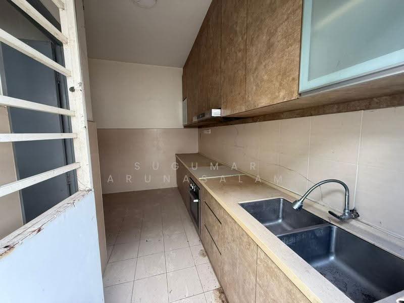 Terraced House for Sale in Shah Alam (Selangor) - Sugumar Arunasalam - Kitchen - PropertyGuru.com.my