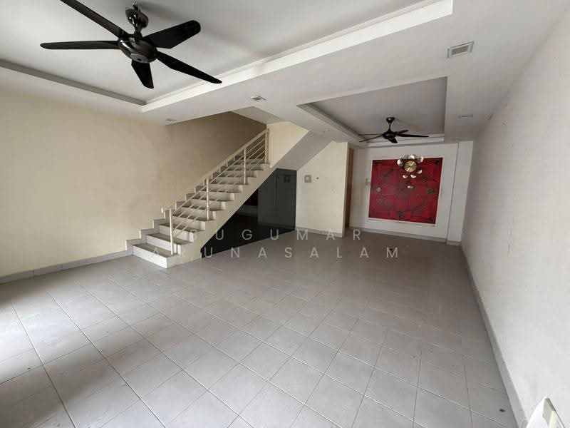 Terraced House for Sale in Shah Alam (Selangor) - Sugumar Arunasalam - Living Room - PropertyGuru.com.my