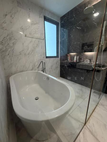 Kediaman Servis untuk Dijual di Imperia - Lee Qiu Wen - Bathroom - PropertyGuru.com.my