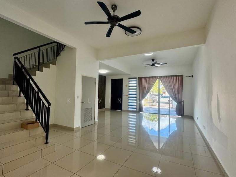 2-storey Terraced House for Sale in Horizon Hills (Iskandar Puteri (Nusajaya)) - Kelvin Lim - Living Room - PropertyGuru.com.my