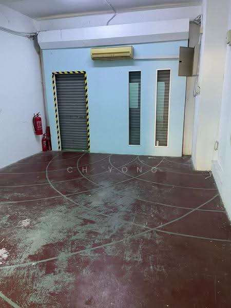 Shop for Sale in Bandar Putra Permai (Seri Kembangan) - ch yong - Interior - PropertyGuru.com.my